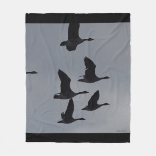 B46 Canadese ganzen in Flight Silhouette Fleece Deken