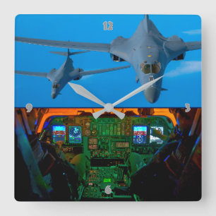 B-1B-LANCER VIERKANTE KLOK