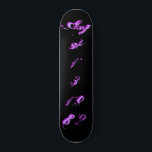 "B-Day" 13 août 1982 - Skateboard - Personnalisabl<br><div class="desc">"B-Day" Skateboard est une planche cool et unique que vous pouvez personnaliser avec votre propre date d'anniversaire! Les planches à roulettes Zazzle sont en 8 styles différents sur l'érable nord-américain d'origine locale, et sont conçues avec des normes de qualité professionnelles qui résisteront au patinage le plus dur! Obtenez du ruban...</div>