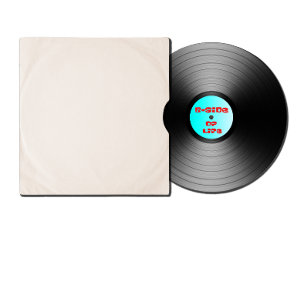 B-kant van Life Vinyl Records T-shirt