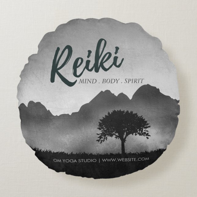 B&W Natural Reiki Master Yoga Mediation instructeu Rond Kussen (Voorkant)