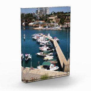 Baai met cruiseschepen in de oude stad van Antalya Fotoblokken