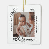 Baby 1e Kerst Minimale Hand Getrokken Krabbel Bow Keramisch Ornament (Links)
