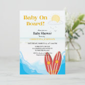 Baby aan boord van het strand surfplank baby showe kaart (Staand voorkant)