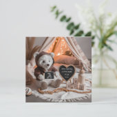 Baby beer eenvoudige zwangerschapsaankondiging feestdagenkaart (Staand voorkant)