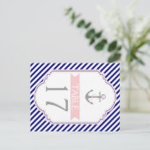 Baby blauw, roze nautische trouwtafel nummer briefkaart (Staand voorkant)