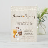 Baby Brewing Twins Couple's Baby shower Invitation (Debout devant)
