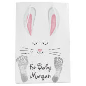 Baby Bunny met voetafdrukken Medium Cadeauzakje (Voorkant)
