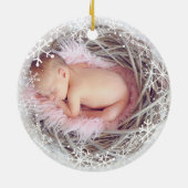 Baby Girl 1e kerstfoto Snowflakes Roze Keramisch Ornament (Achterkant)