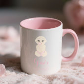 Baby Girl Illustration in Pink Design Mok