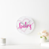 Baby Hart | Heet Roze Magenta Bloeiend Schrift Ronde Klok (Huis)