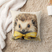 Baby Hedgehog Yellow Bow Genderneutraal Kussen (Deken)