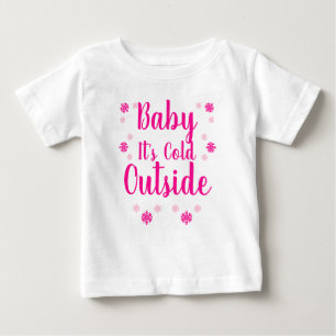 Baby Het is buiten koud