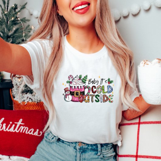 Baby Het is koud buiten vrouwen T-shirt