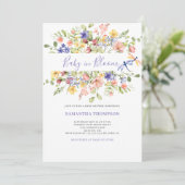 Baby in bloei roze bloemendouche uitnodiging (Staand voorkant)