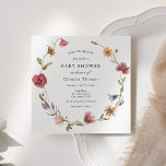 Baby in Bloom Fleur sauvage Baby shower Invitation<br><div class="desc">Bébé en fleur ! Cette élégante invitation au baby shower comprend une couronne d'aquarelle fleurie avec verdure et fleurs sauvages. Personnalisez avec vos informations ou cliquez sur "Cliquez pour customiser plus loin" pour modifier les styles,  la taille et les couleurs des polices.</div>