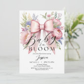 Baby in Bloom Pink Bow Baby shower Uitnodiging (Staand voorkant)