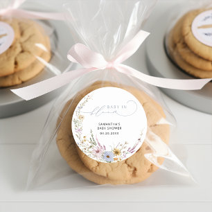 Baby In Bloom Wildflower Minimalistisch Baby showe Ronde Sticker