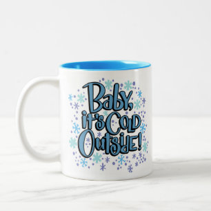 Baby is buiten koud tweekleurige koffiemok
