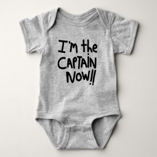 BABY IS DE CAPTAIN - BOTTOM LIJN. ROMPER