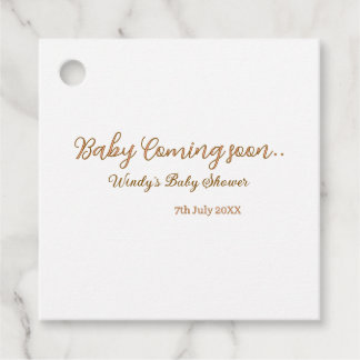 Baby komt eraan baby shower bruin roze naam trend bedankjes labels