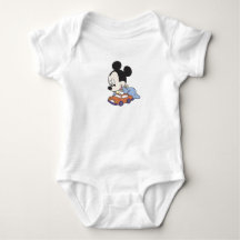 Baby Mickey Mouse met speelgoed