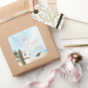 Baby op surfplank strand meisje baby shower vierkante sticker