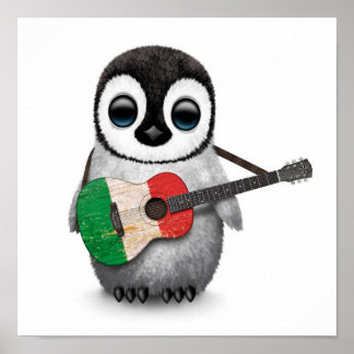 Baby Penguin die de Italiaanse vlag speelt Poster