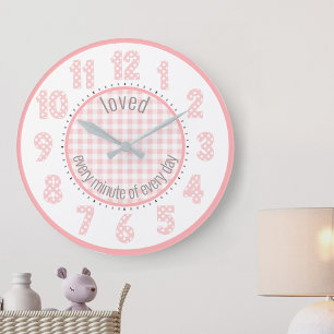 Baby Roze Gingham Stippen Cijfers Kinderkamer Klok