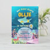 Baby Shark eerste verjaardag uitnodiging (Staand voorkant)