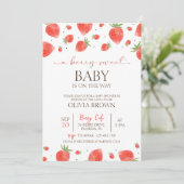 Baby shower aux fraises | Berry Sweet Invitation (Debout devant)