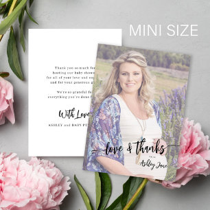 Baby shower foto moderne script bedankt notitiekaartje