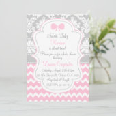Baby shower girl invitation pink chevron and (Debout devant)