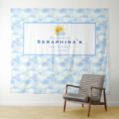 Baby shower met getextureerde blauwe en witte wolk wandkleed (In Situ (horizontaal))