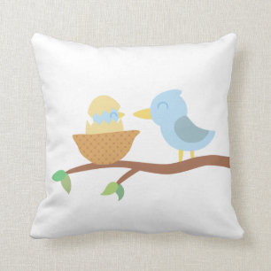 Baby Shower: Mooie blauwe vogel met pas uitgekomen Kussen