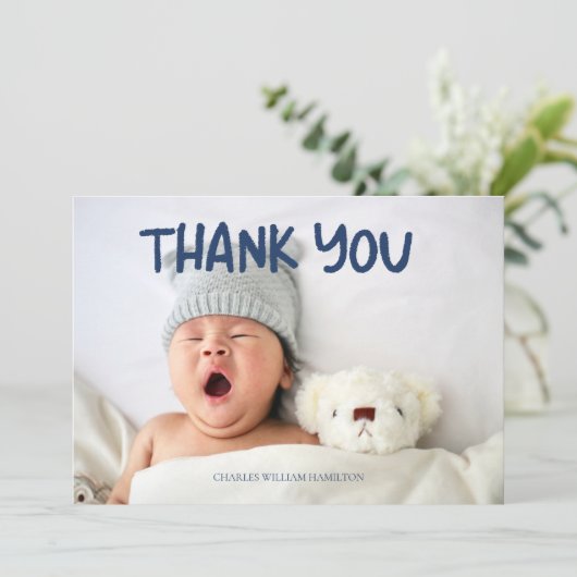 Baby shower photo bleu manuscrit Merci (Debout devant)