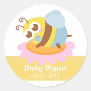 Baby shower: Schattigee baby Bijen rusten op bloem Ronde Sticker