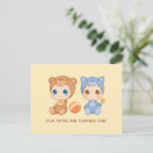 Baby Twins First Birthday Chat Bear Invitation 2 (Debout devant)