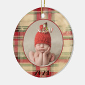 Baby's eerste kerst  versleten Plaid Foto Keramisch Ornament (Links)