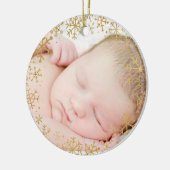 Babys First KerstGold Snowflakes Aangepast Keramisch Ornament (Links)
