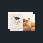 Bac de fin d'études Tassel Gold Foil Merci photo<br><div class="desc">Personnalisez ce carte de remerciements de graduation moderne et élégant avec votre nom et votre photo. Doté d'un casquette de gradation avec goût or et script de brosse moderne qui dit "Merci" en or.</div>