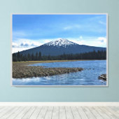 Bachelor monteren in het meer van Hosmer, OR Canvas Afdruk (Insitu (Houten vloer))