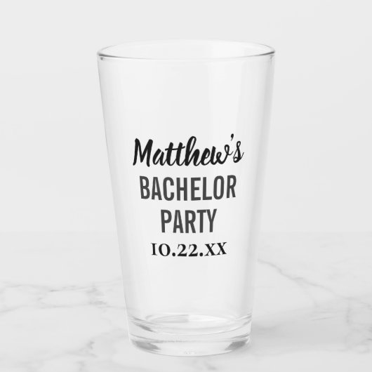 Bachelor Party Favor Modern Typography Beer Pint Glas (Voorkant)