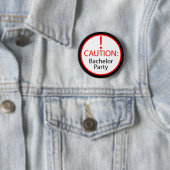 Bachelor party pin ronde button 5,7 cm (In situ)