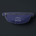 Bachelorette Club Bach de la Marine vintage<br><div class="desc">Un accessoire élégant et pratique pour votre week-end pré-mariage. Ce pack de mamie bleu marine allie le charme d'un club de campagne vintage à une ambiance fonctionnelle - parfait pour des événements sur le thème du tennis, des dîners au bord de la piscine ou des courses de champagne spontanées. Entièrement...</div>