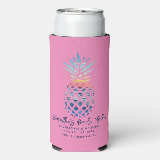 Bachelorette Weekend Feest Roze Ananas Script (Seltzer Achterkant)