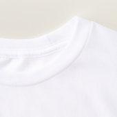 Back to School Vibes – Boys’ Dream Tee (Détail - Col (en blanc))