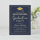 Backyard BBQ Graduation Party Invitation (Debout devant)