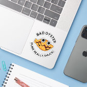 Bad Oyster Puns Echt scheenpoot Sticker (Laptop met iPhone)