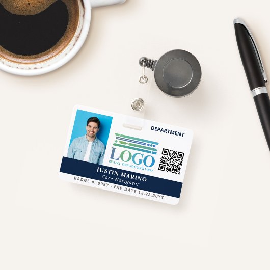 Badge Bleu marine avec code QR de photo de logo Carte d'